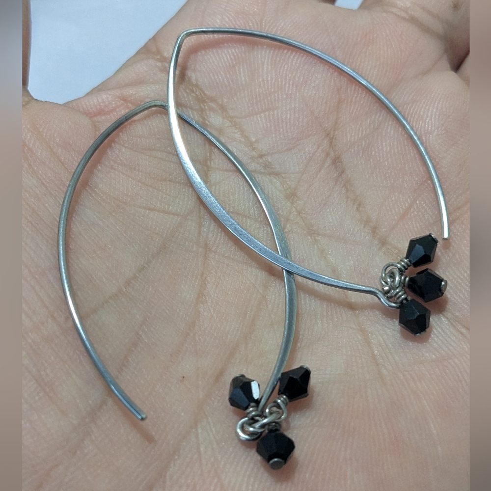 Silpada 925 Black Obsidian "Social Gathering" Wire Earrings - Picture 3 of 13